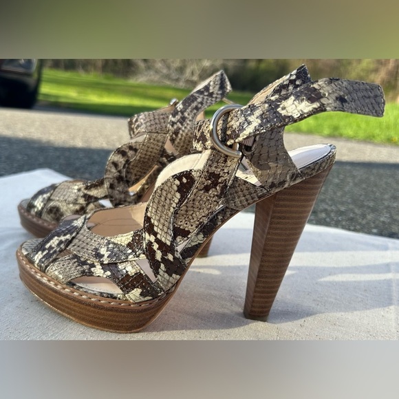 Coach Shoes - VINTAGE COACH snakeskin leather chunky wooden heel sandal. Size 7